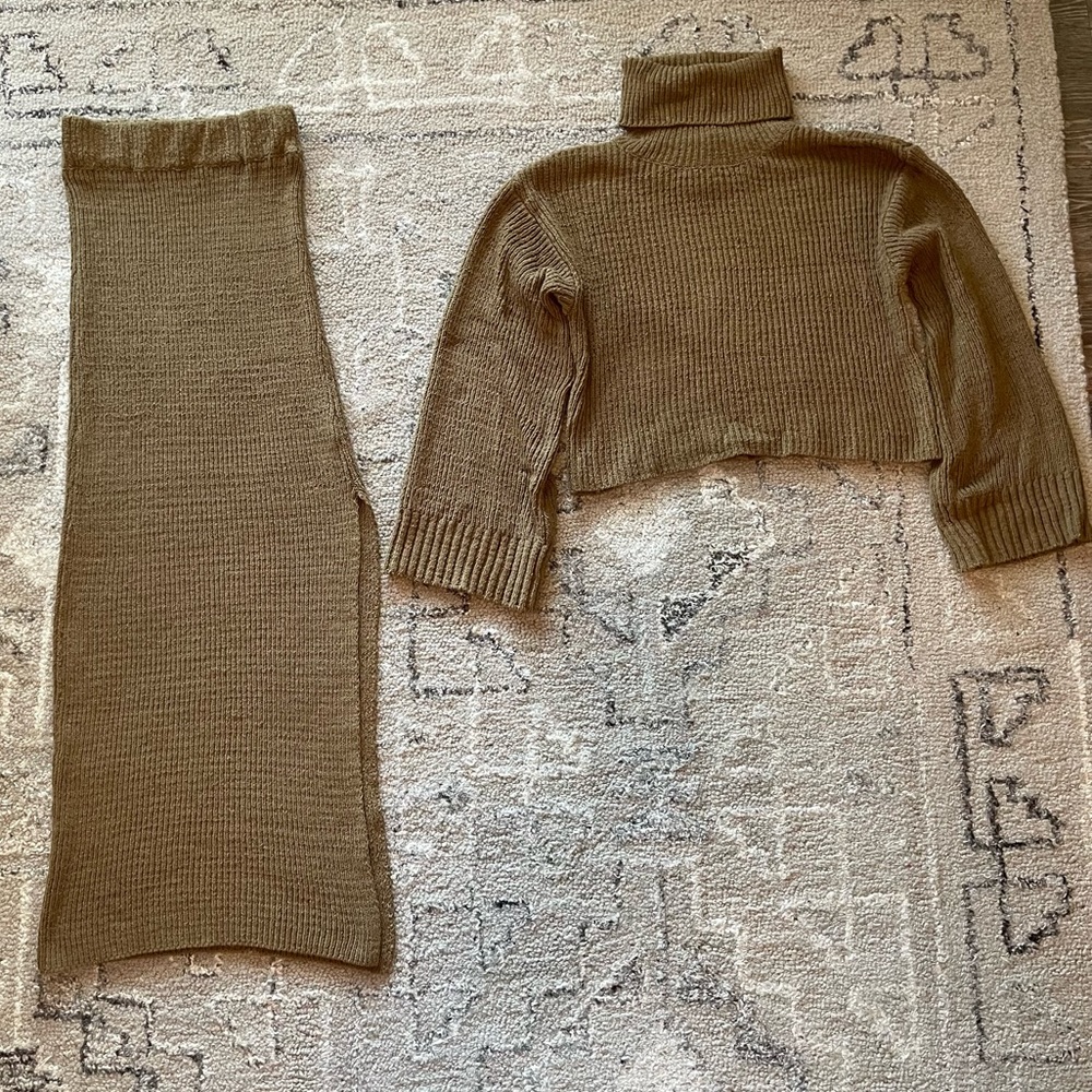 Free People In The Moment Sweater Set XS Oak Bark Combo